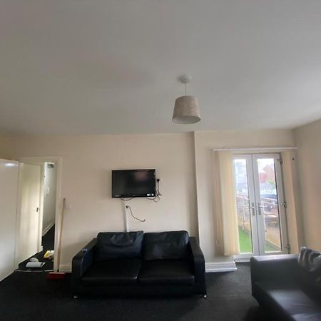 Cosy Living Lejlighed Camberley Eksteriør billede