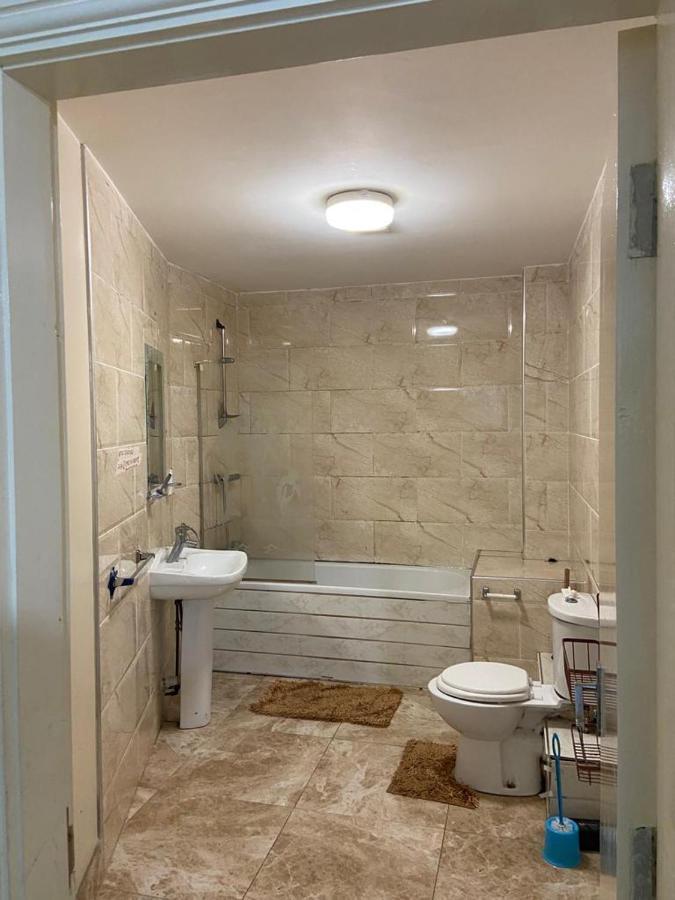 Cosy Living Lejlighed Camberley Eksteriør billede